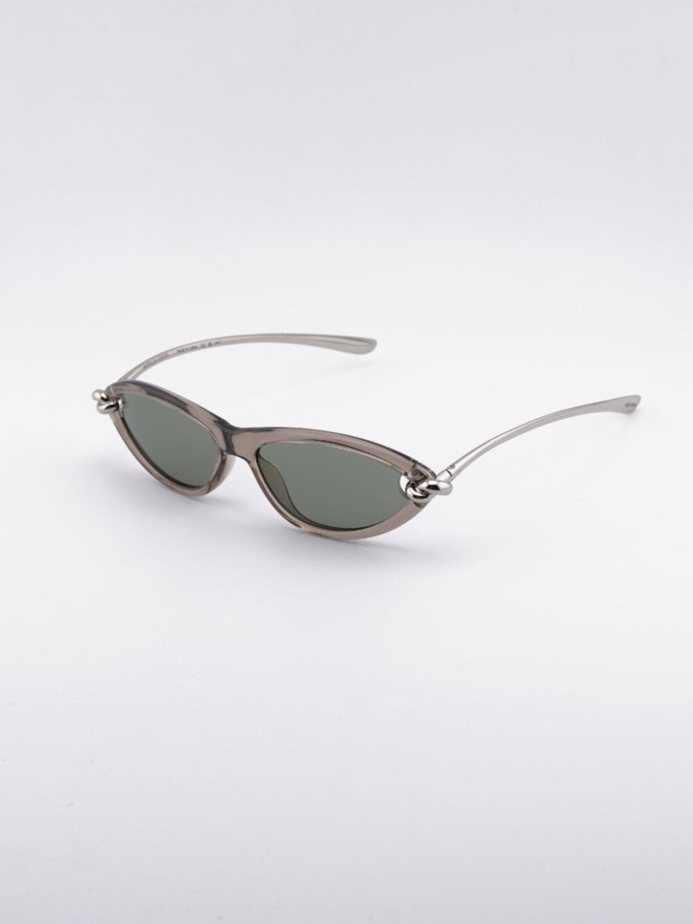 Bottega Veneta BV1390S 005 Sunglasses Beige / Silver Cat Eye Frame, Green Lenses